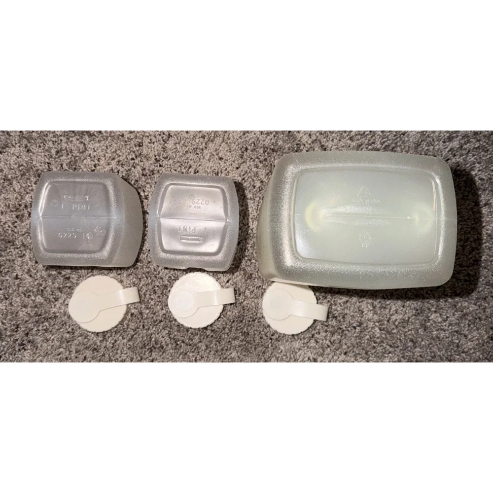 3 Vintage Rubbermaid Servin Saver 33,17 &4 Cup Storage Container Almond Lids